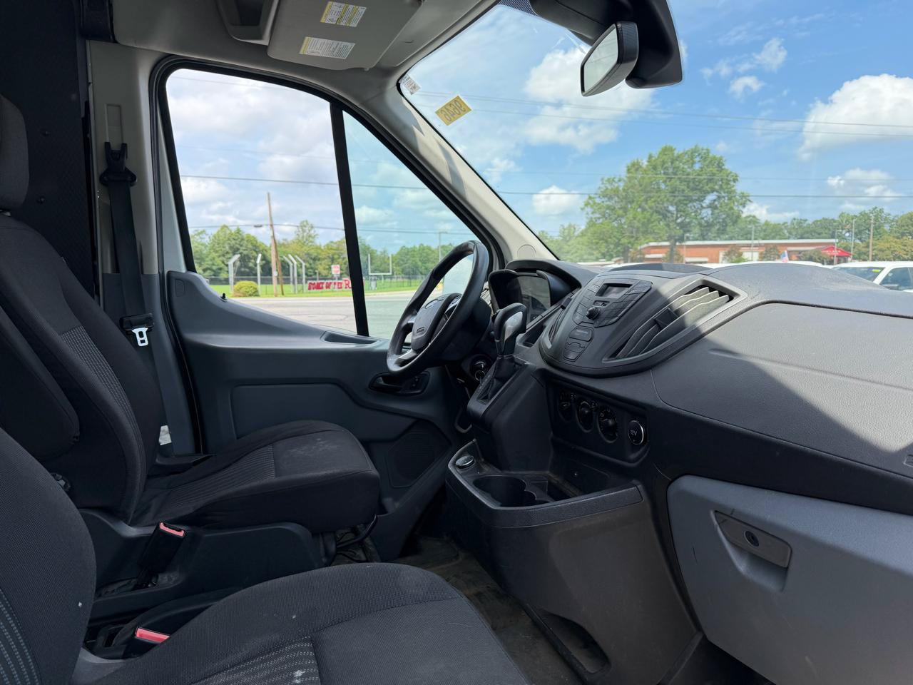 Used 2019 Ford Transit 250 148 Medium Roof RWD image 11