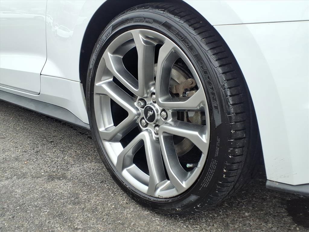 Used 2018 Ford Mustang GT Premium image 11