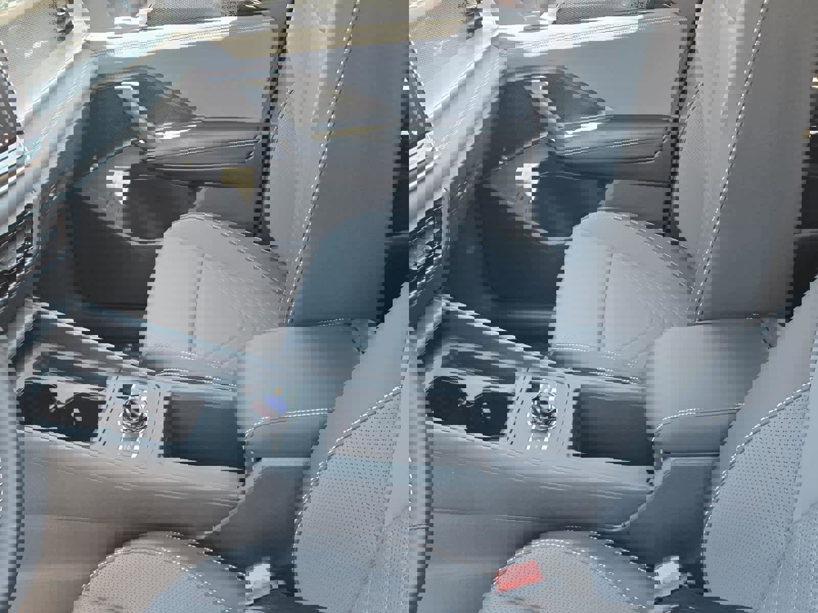 New 2026 Volkswagen Tiguan SE AWD/4WD image 13