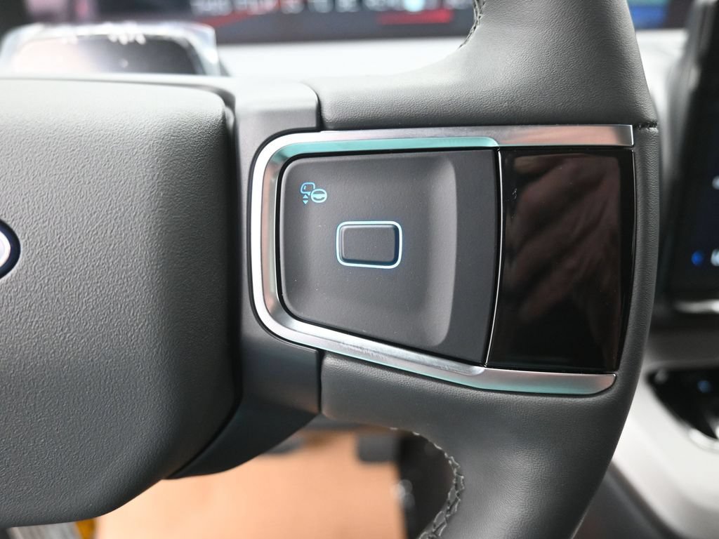 New 2026 Ford Expedition Active RWD image 7