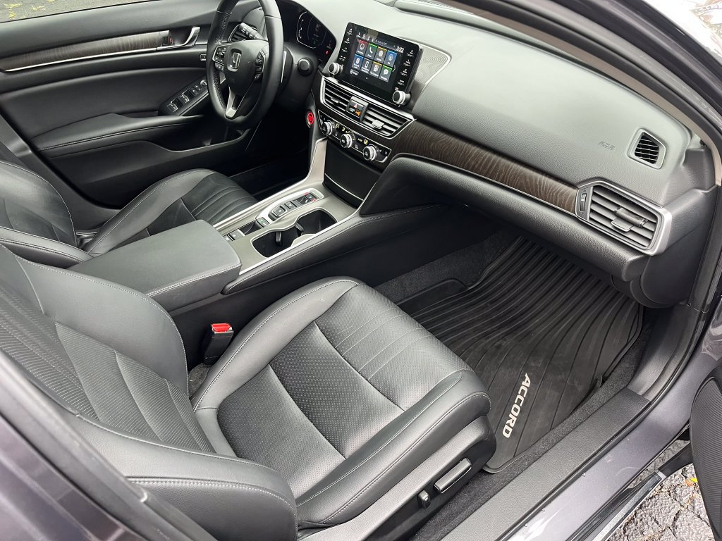 Used 2022 Honda Accord Touring image 12