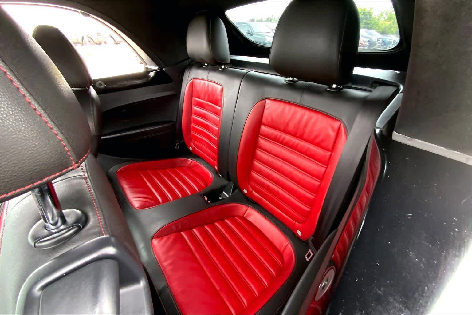 Used 2013 Volkswagen Beetle 2.0T FWD image 19