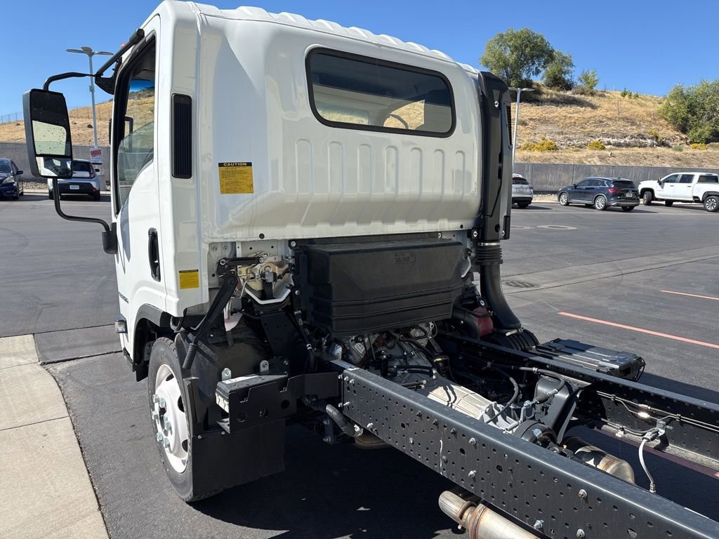 New 2025 Chevrolet Low Cab Forward RWD image 4