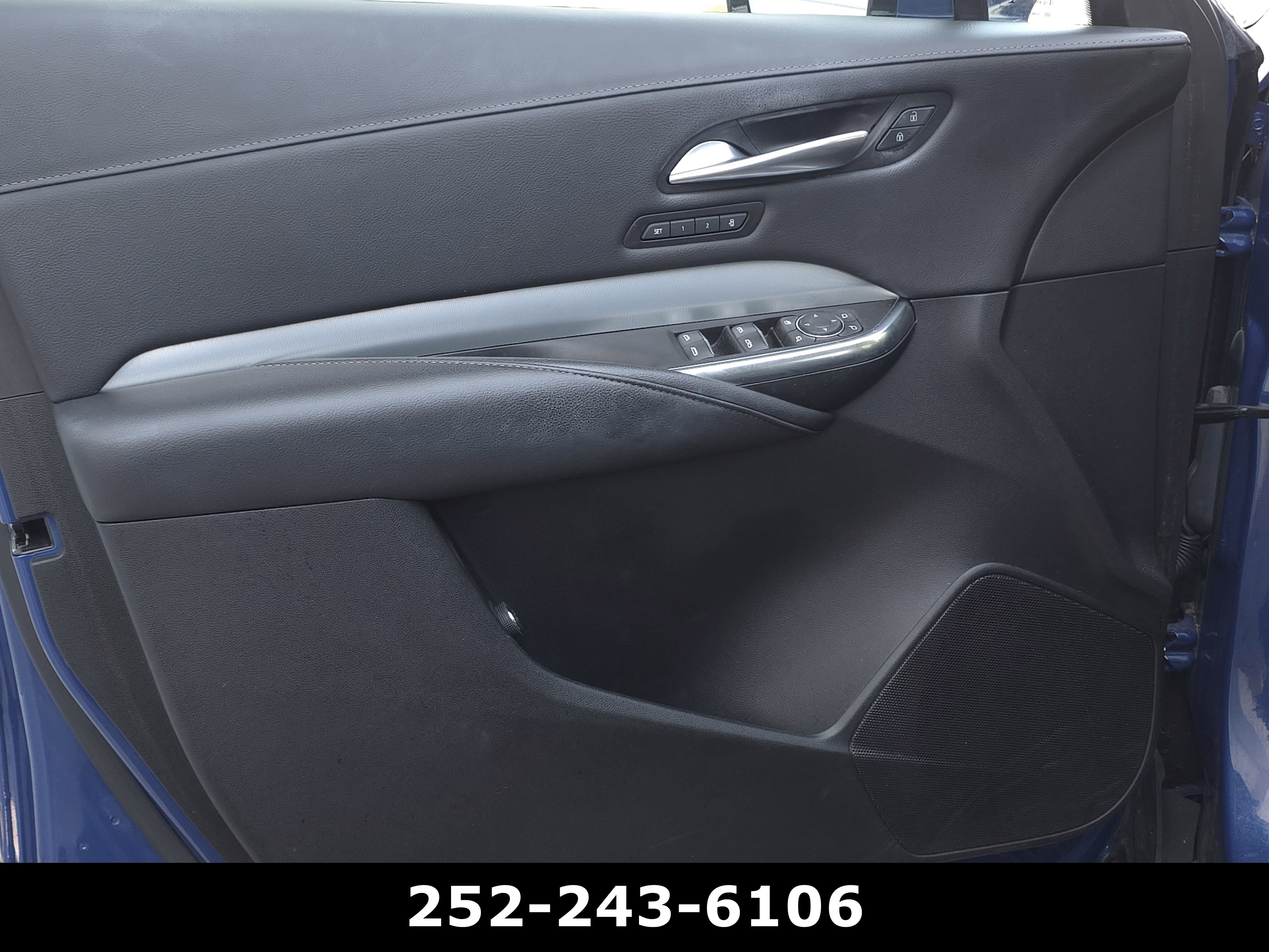 Used 2023 Cadillac XT4 Premium Luxury w/ Enhanced Visibility Package FWD image 26
