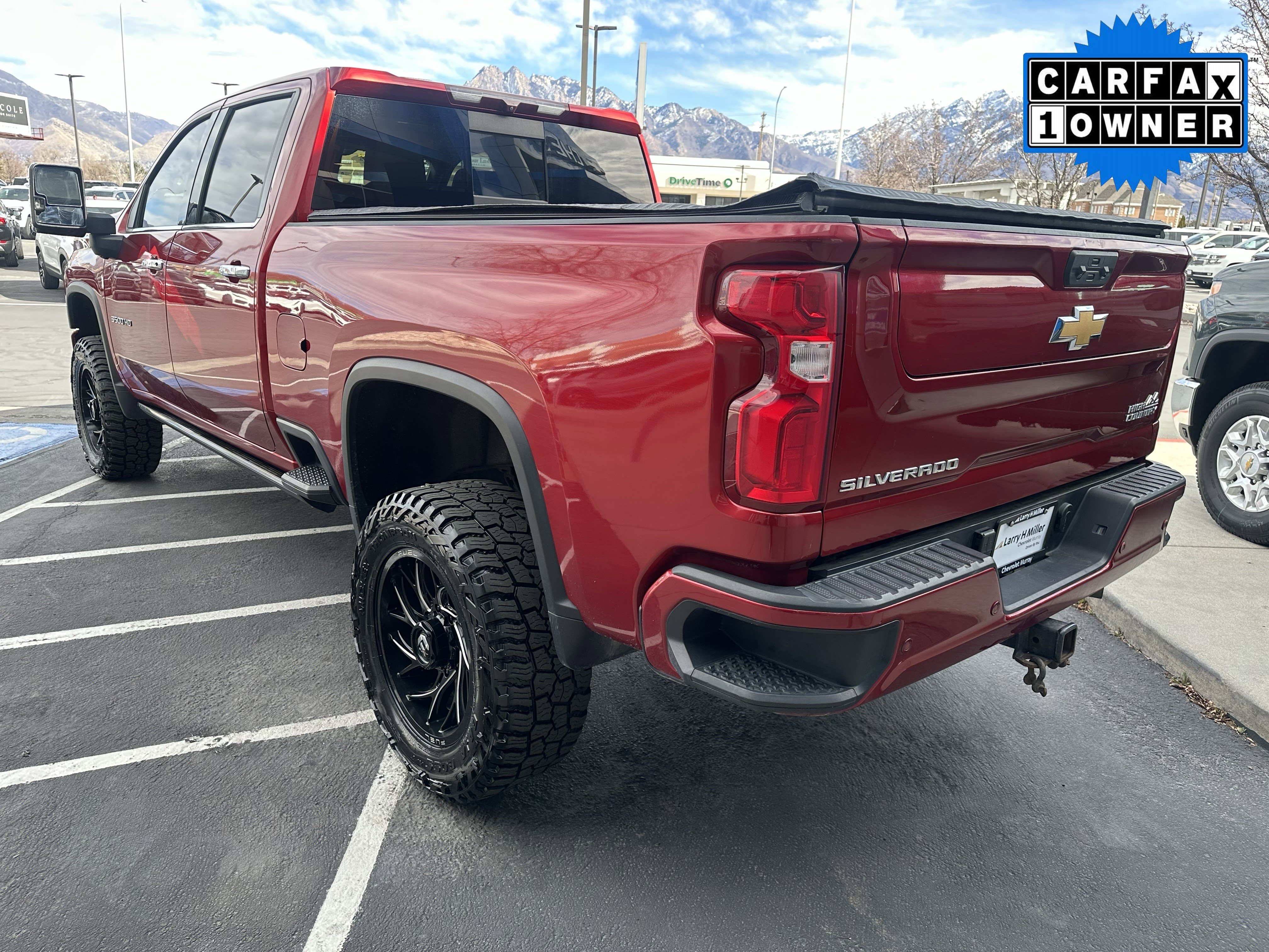 Used 2022 Chevrolet Silverado 3500 High Country w/ Safety Package II image 3