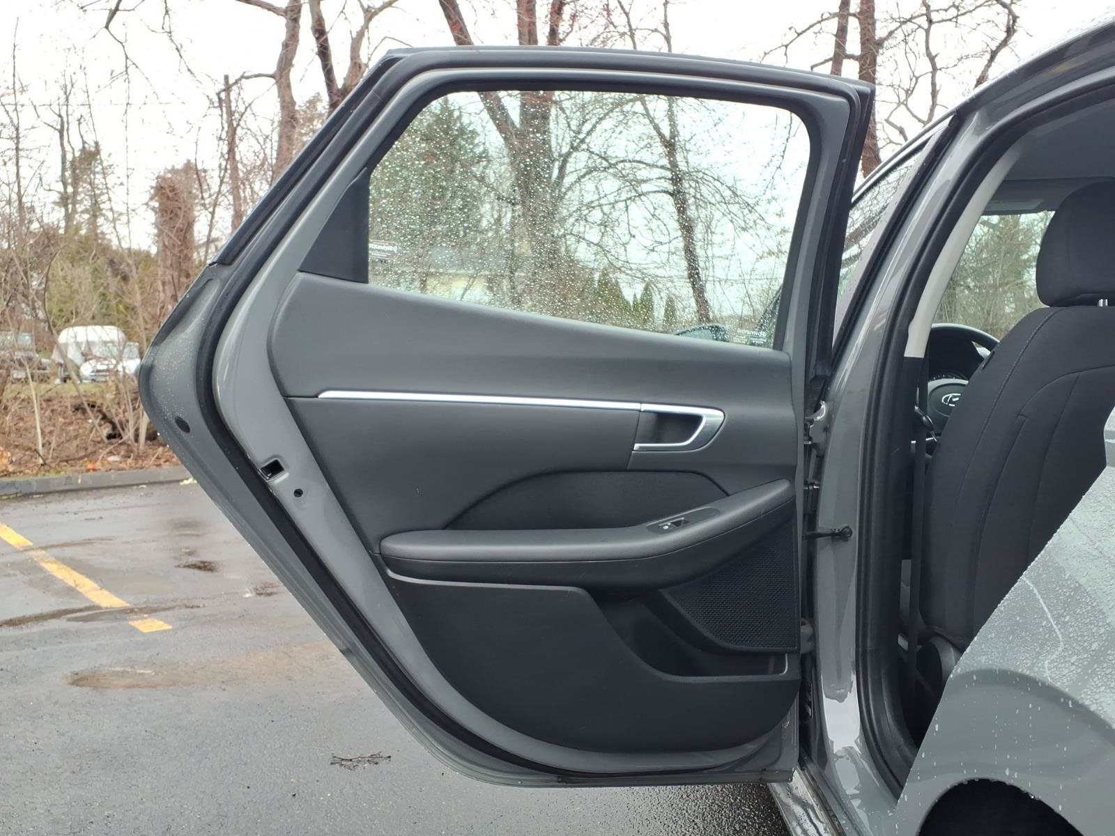 Used 2022 Hyundai Sonata SEL FWD image 12