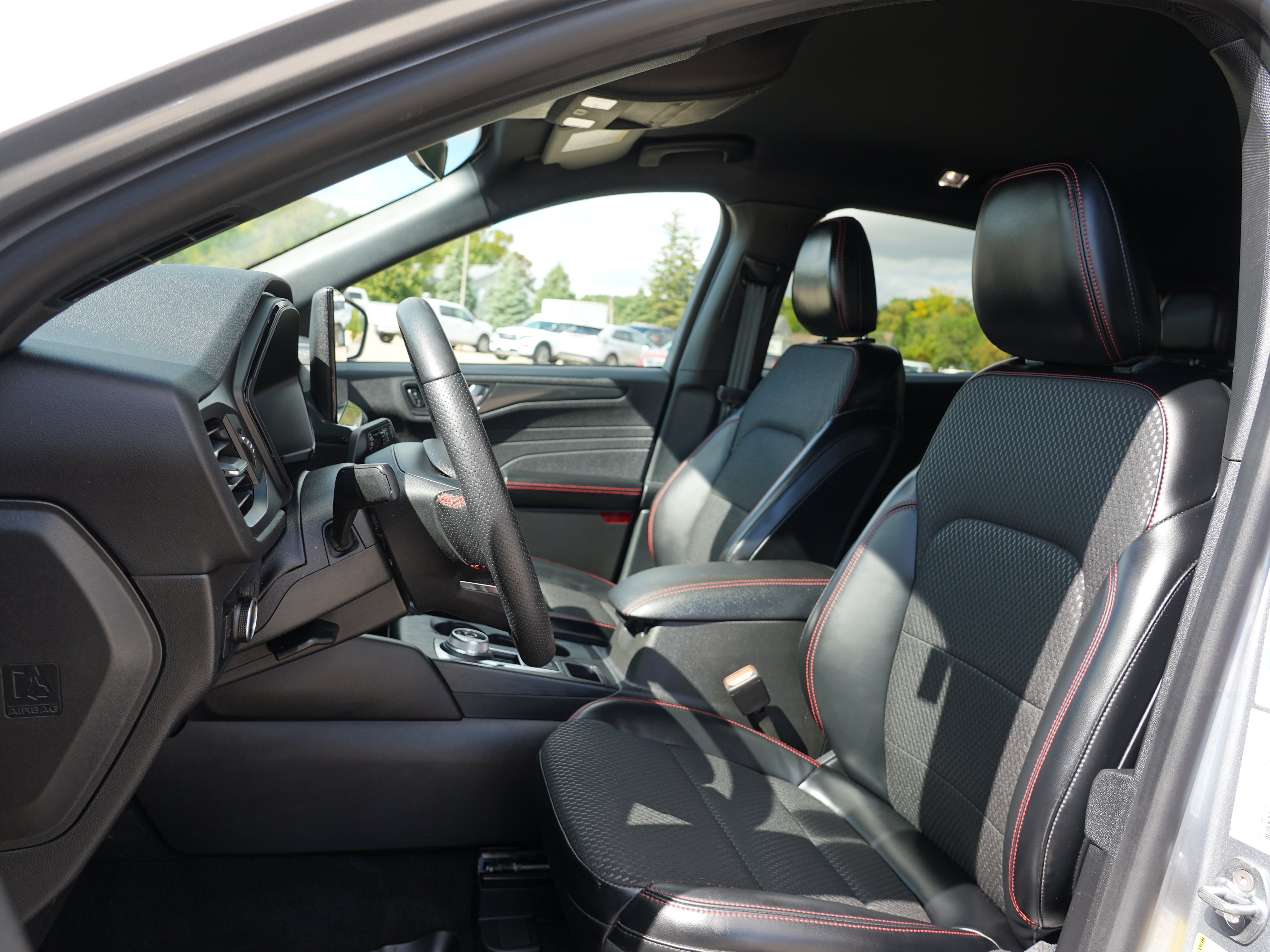 Used 2024 Ford Escape ST-Line w/ Tech Pack #1 AWD/4WD image 14