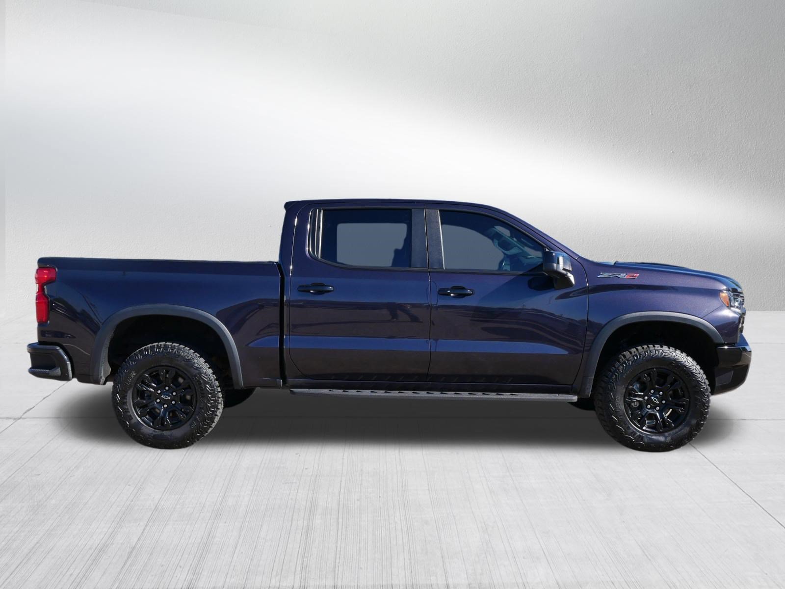Used 2022 Chevrolet Silverado 1500 ZR2 w/ Technology Package AWD/4WD image 8