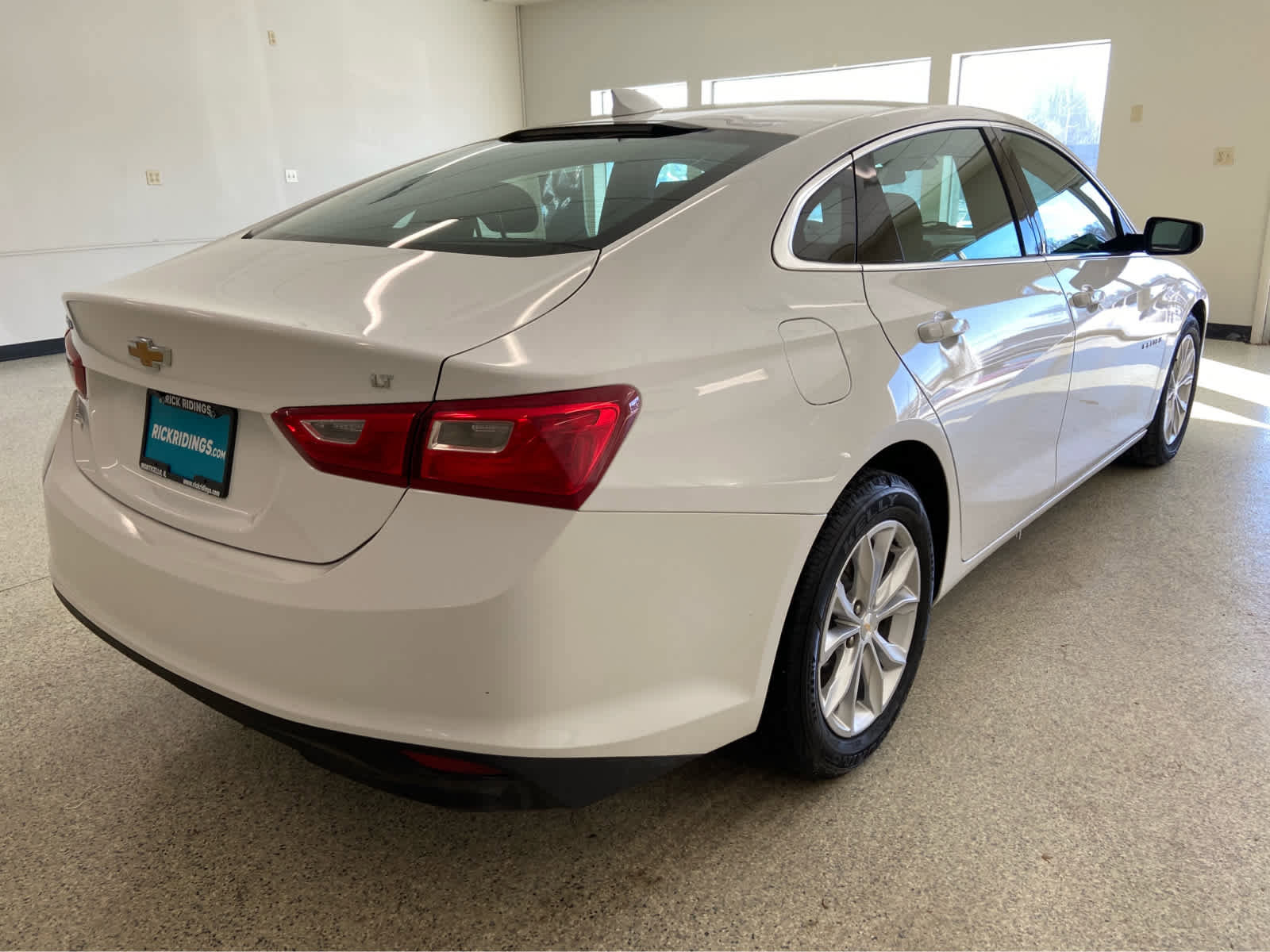 Used 2023 Chevrolet Malibu LT image 5