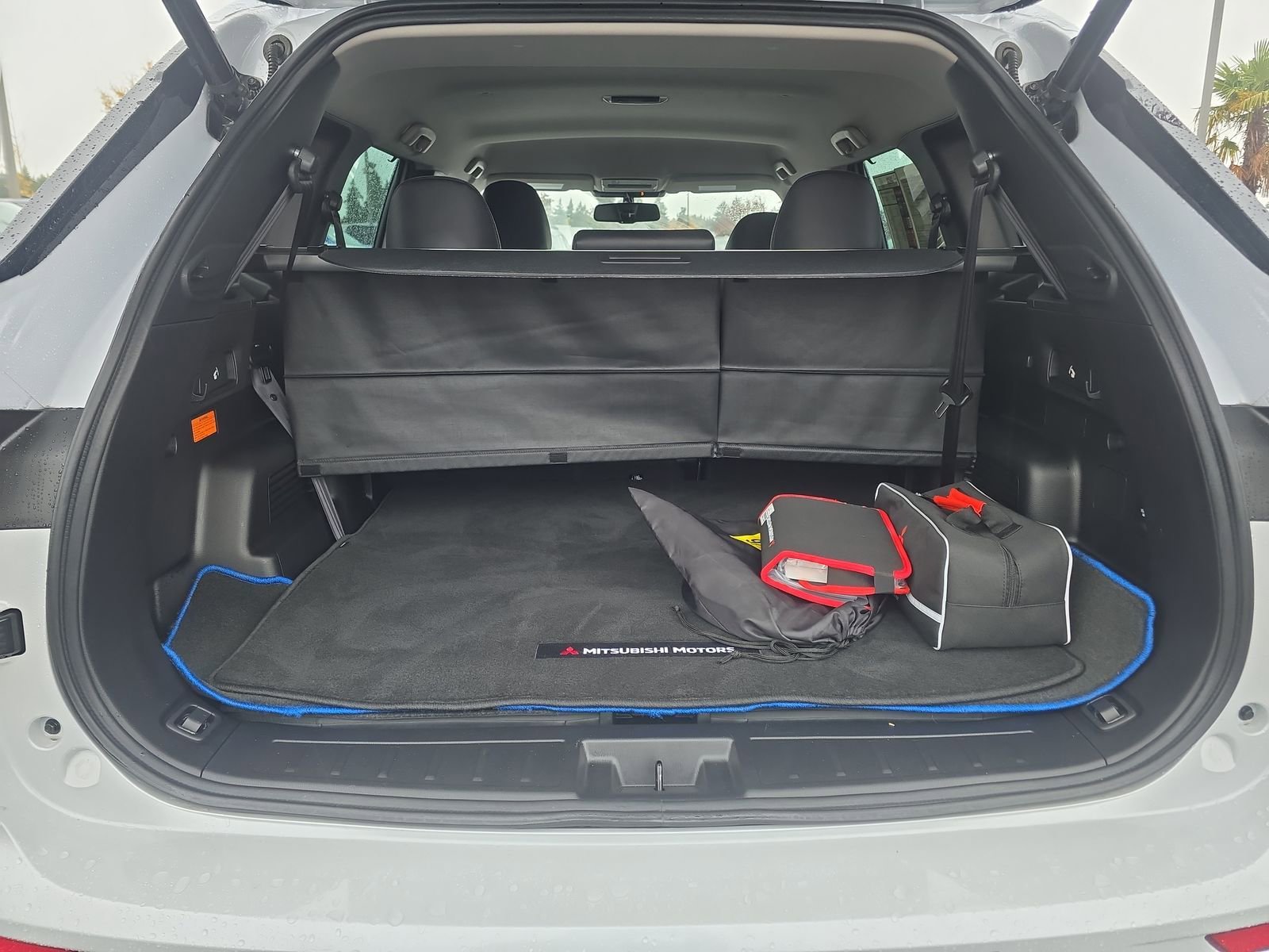 Used 2023 Mitsubishi Outlander SEL image 22