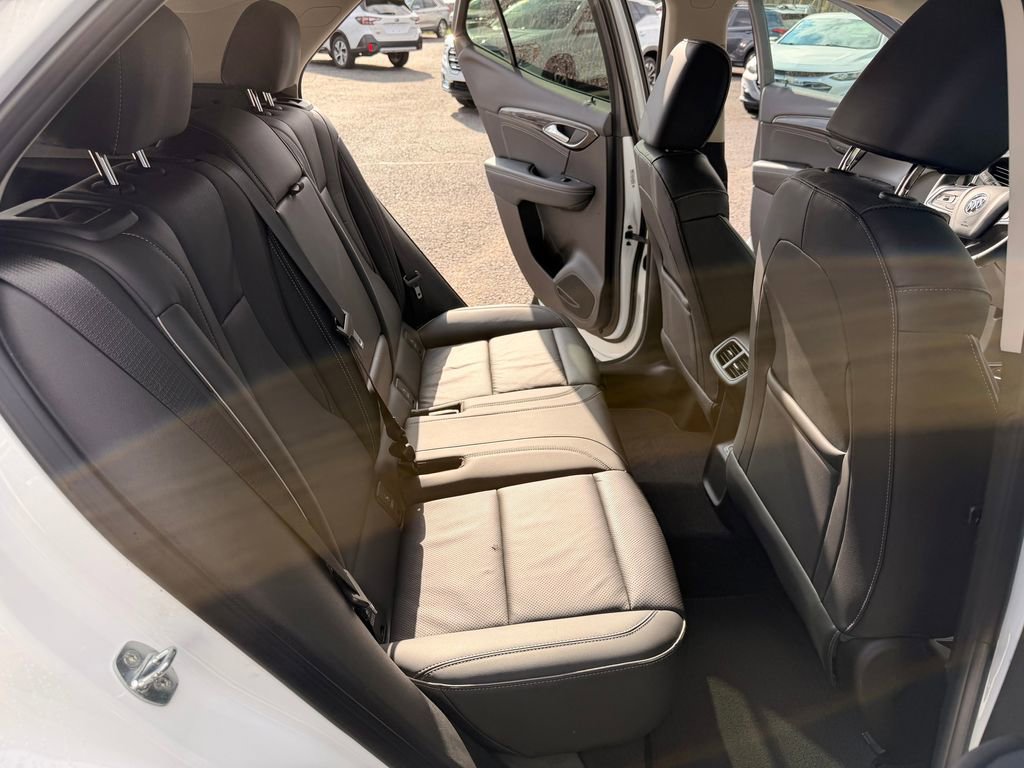 Used 2023 Buick Envision Essence FWD image 27
