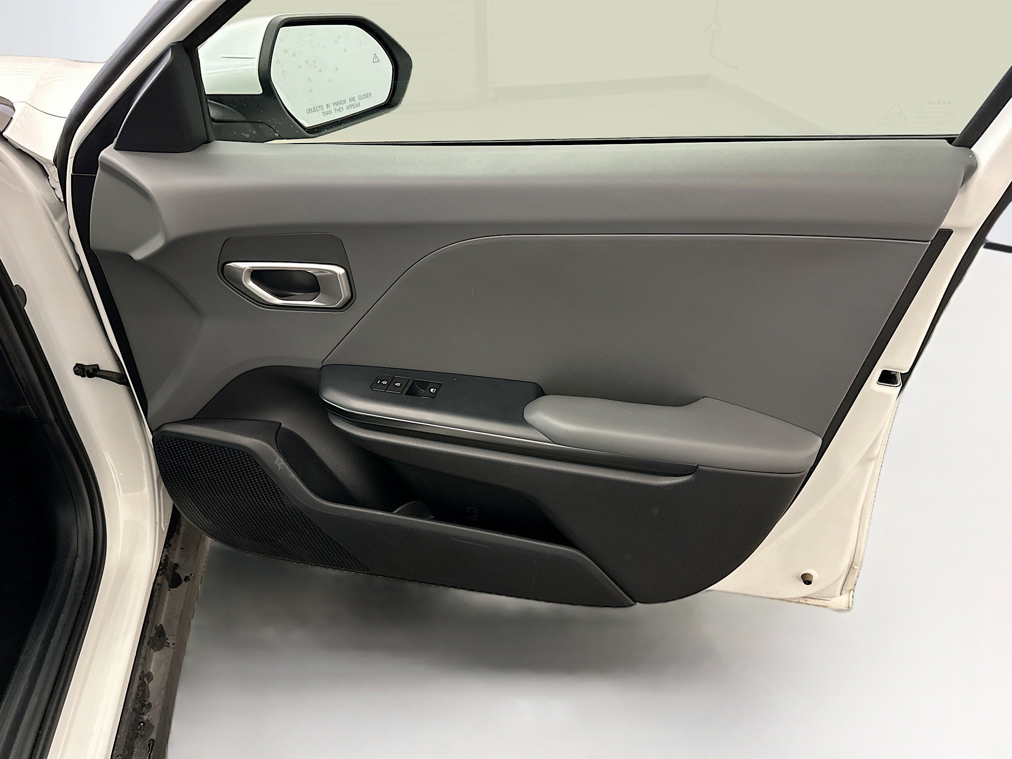 Used 2025 Kia K4 LXS image 33