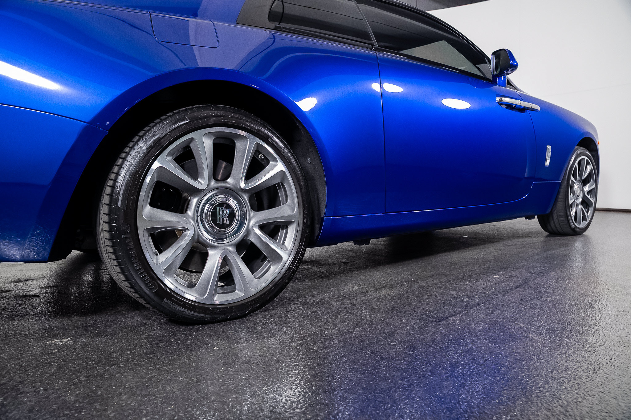 Used 2020 Rolls-Royce Wraith RWD image 35