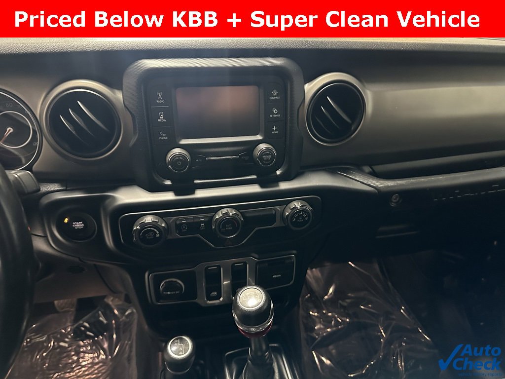 Used 2018 Jeep Wrangler Sport image 13