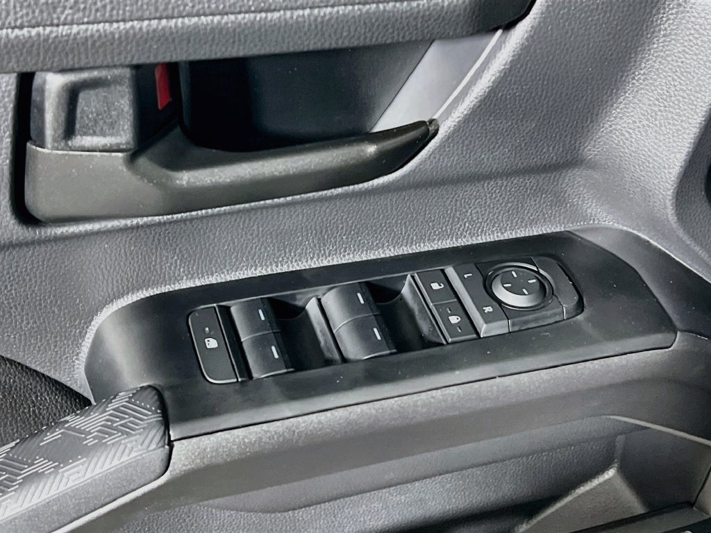 Certified 2026 Toyota Tacoma SR5 AWD/4WD image 16