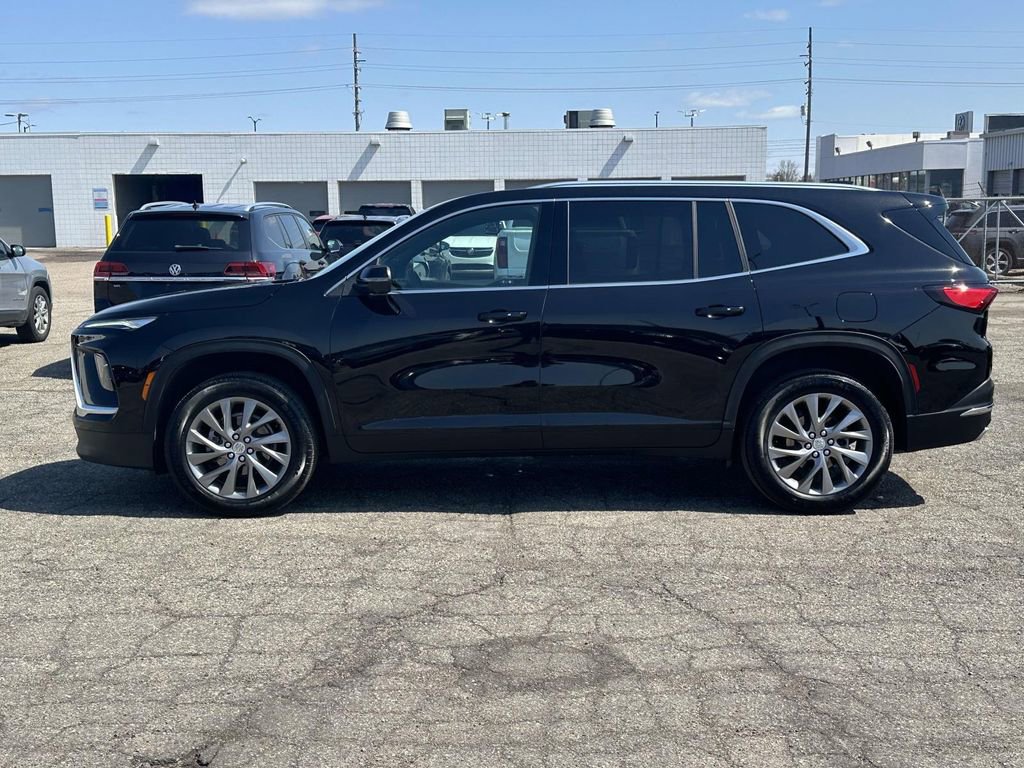 Certified 2025 Buick Enclave Preferred w/ Power Package image 2