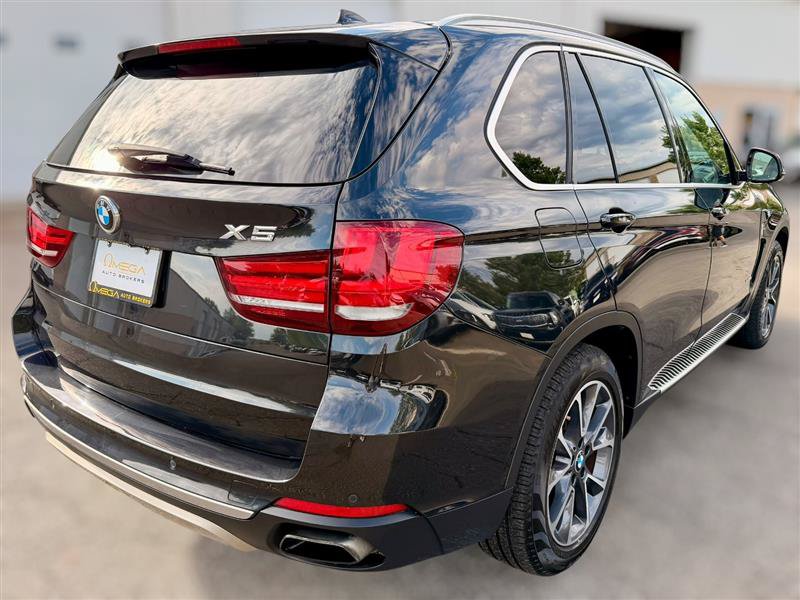 Used 2015 BMW X5 xDrive50i w/ Executive Package AWD/4WD image 5