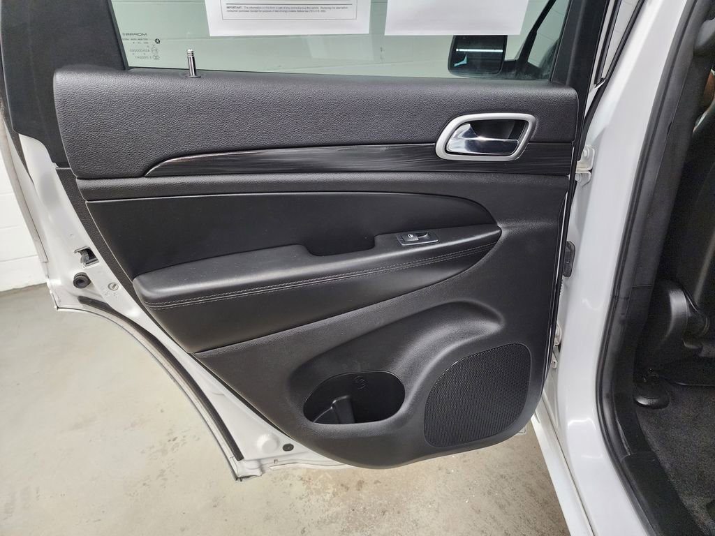 Used 2019 Jeep Grand Cherokee Altitude image 22