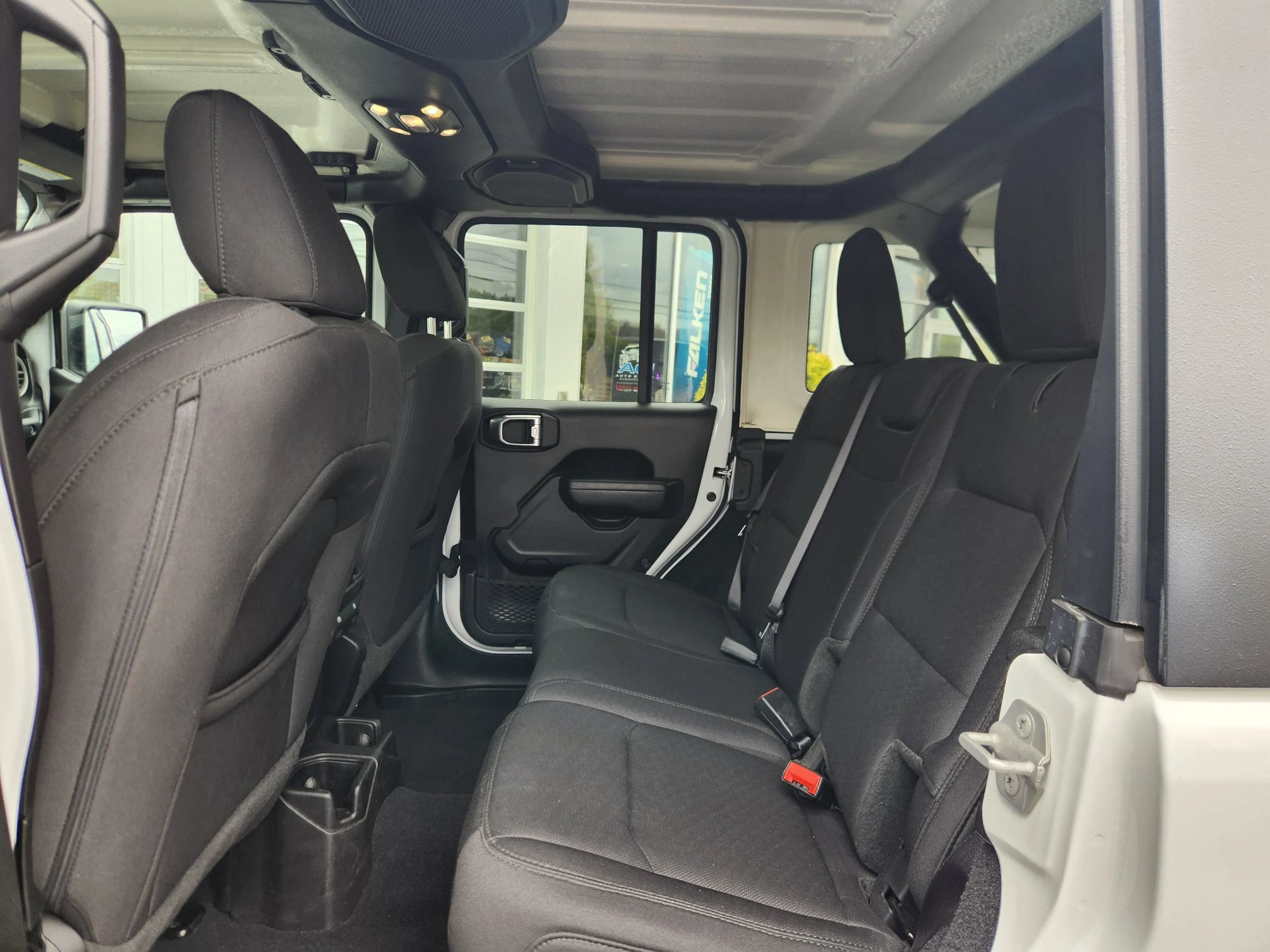 Used 2022 Jeep Wrangler Unlimited Sport AWD/4WD image 41