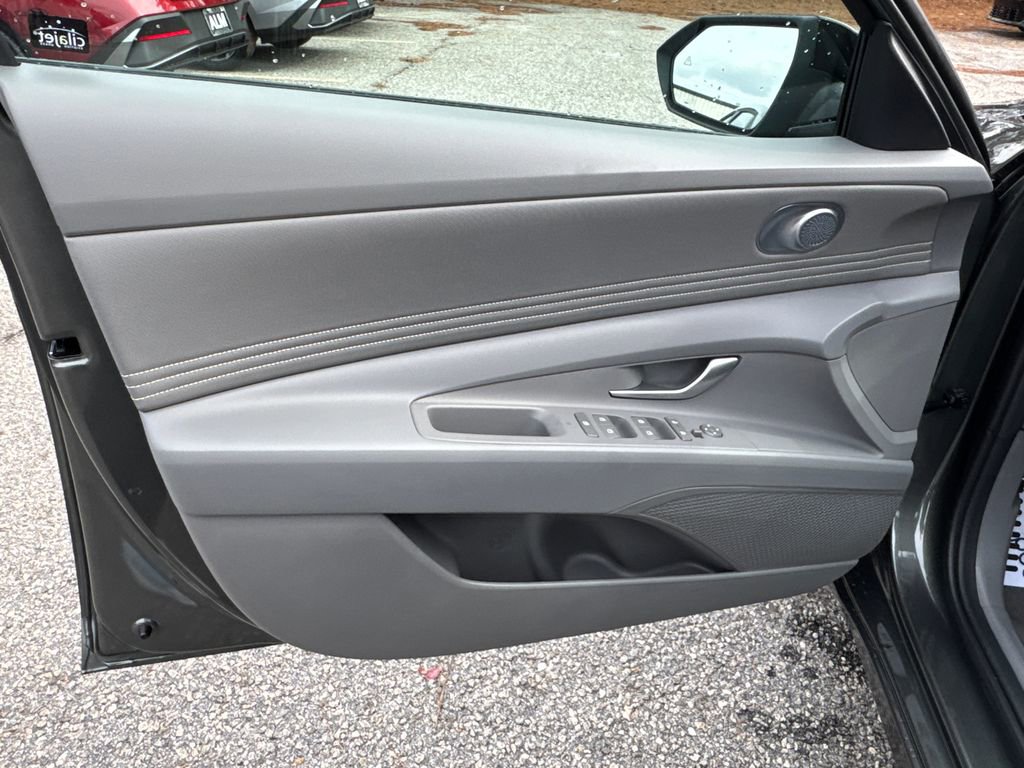 New 2026 Hyundai Elantra Sport w/ Cargo Package image 10