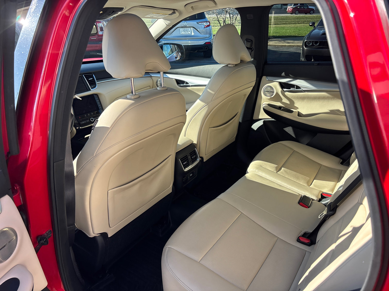 Used 2021 INFINITI QX50 Sensory w/ Accent Package image 28