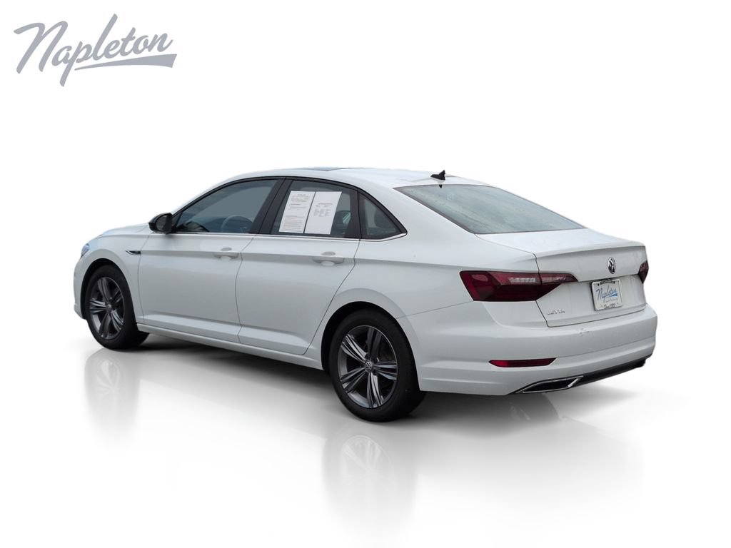 Used 2021 Volkswagen Jetta R-Line w/ R-Line Cold Weather Package FWD image 3