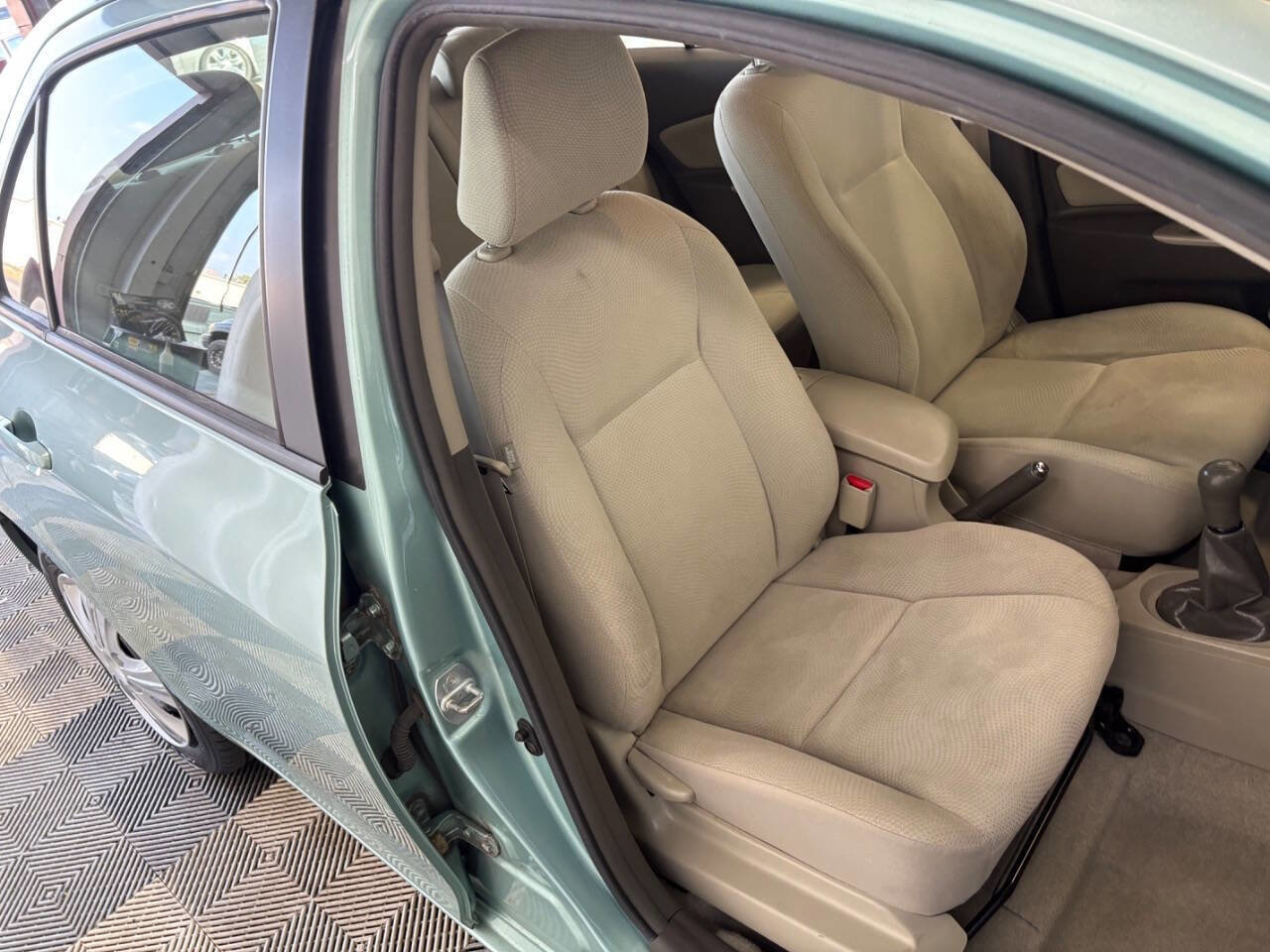 Used 2009 Toyota Yaris Sedan image 19