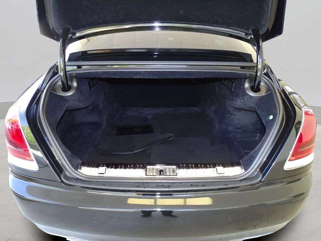 Certified 2017 Rolls-Royce Wraith RWD image 7