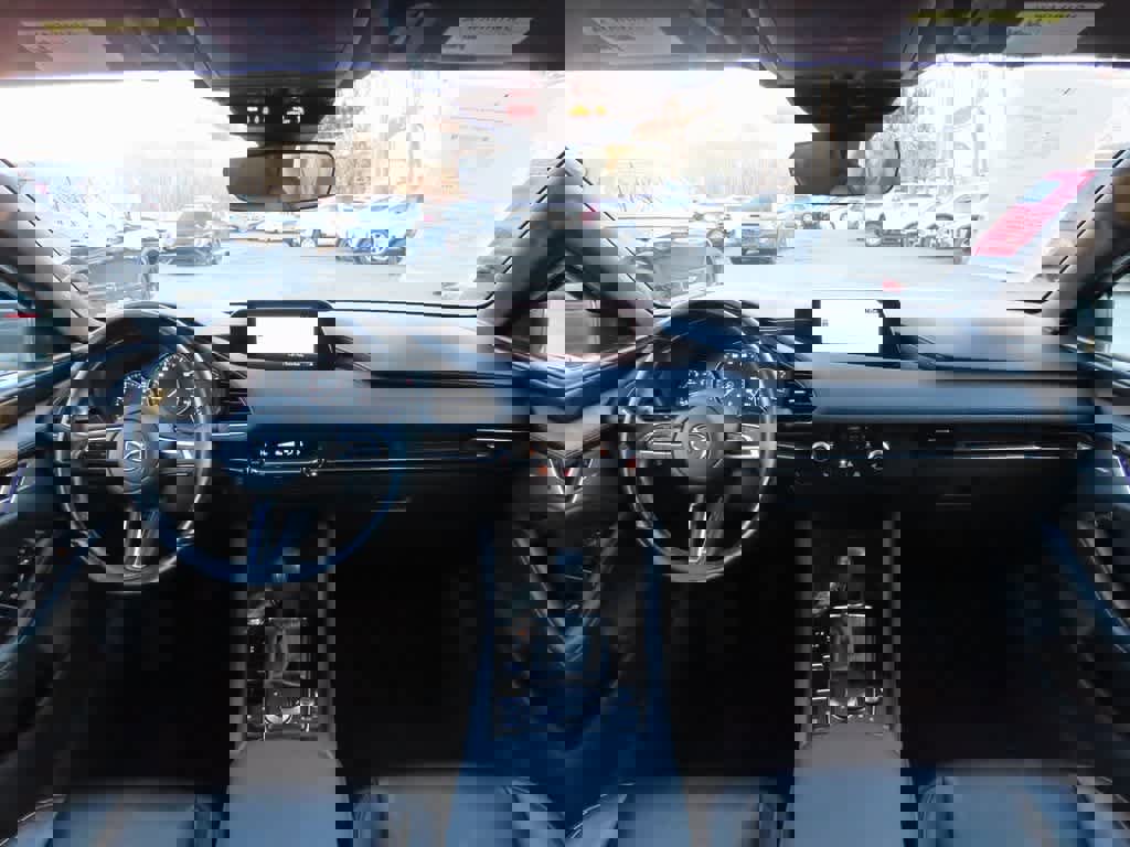 Used 2023 MAZDA MAZDA3 s image 18