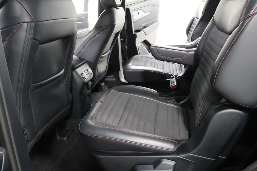 Used 2026 Ford Explorer ST-Line AWD/4WD image 17