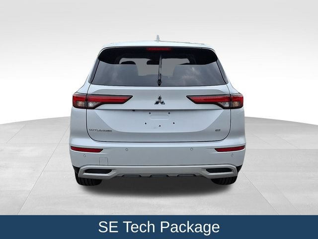 Used 2023 Mitsubishi Outlander SE FWD image 6