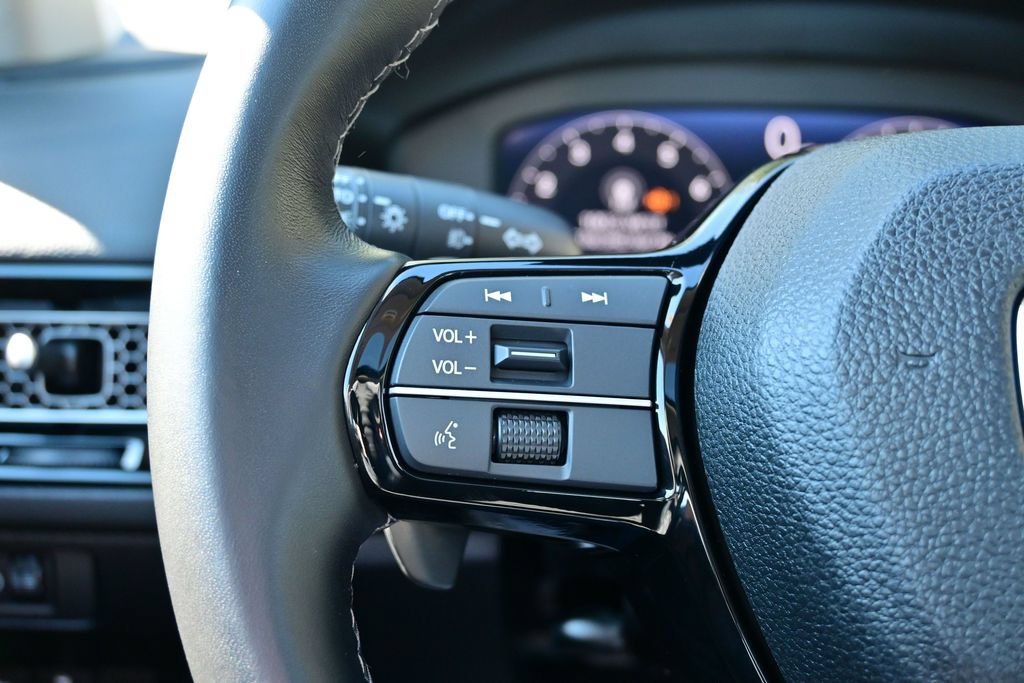Used 2024 Honda Civic Touring image 32