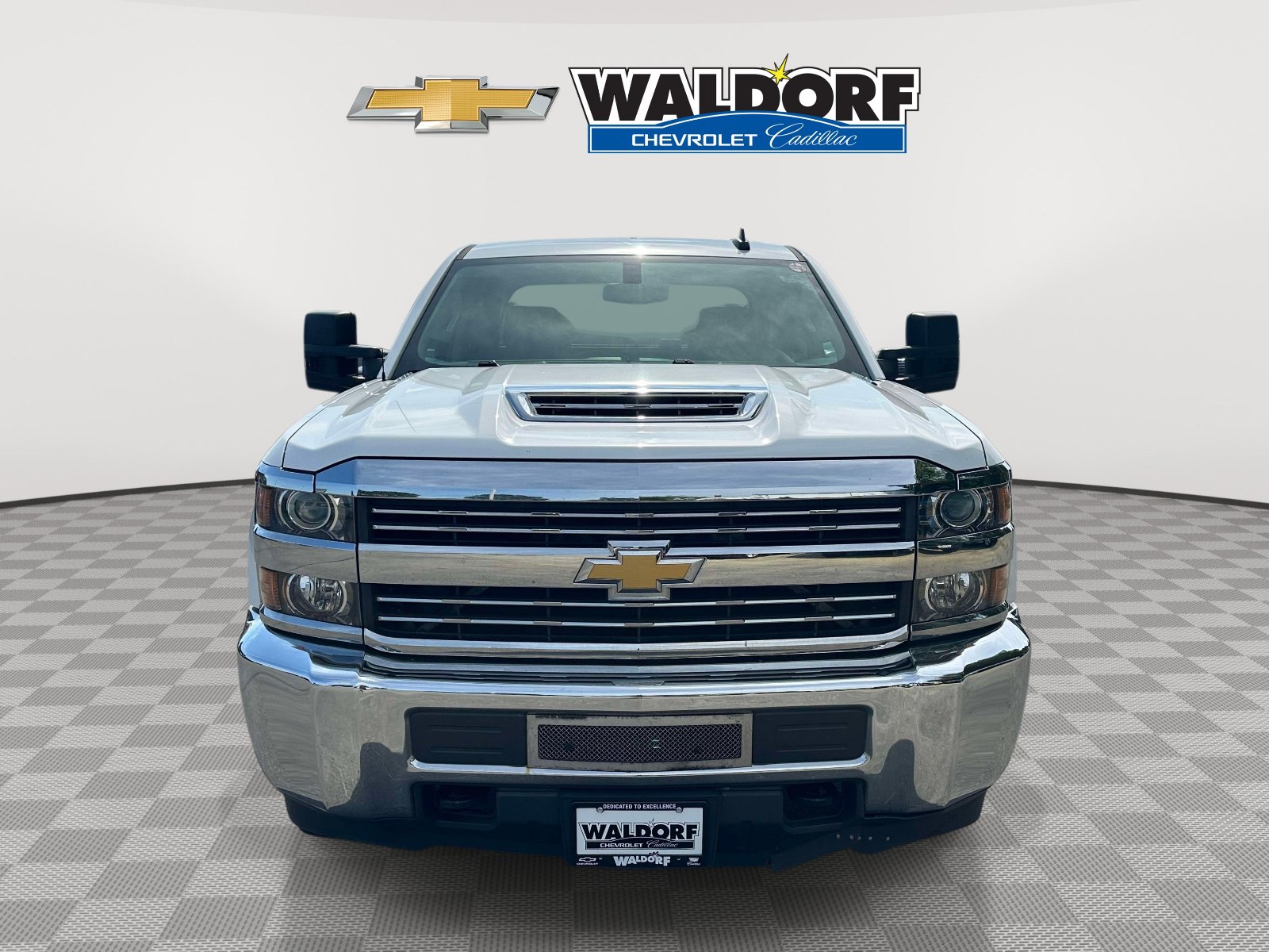 Used 2017 Chevrolet Silverado 2500 LT AWD/4WD image 2