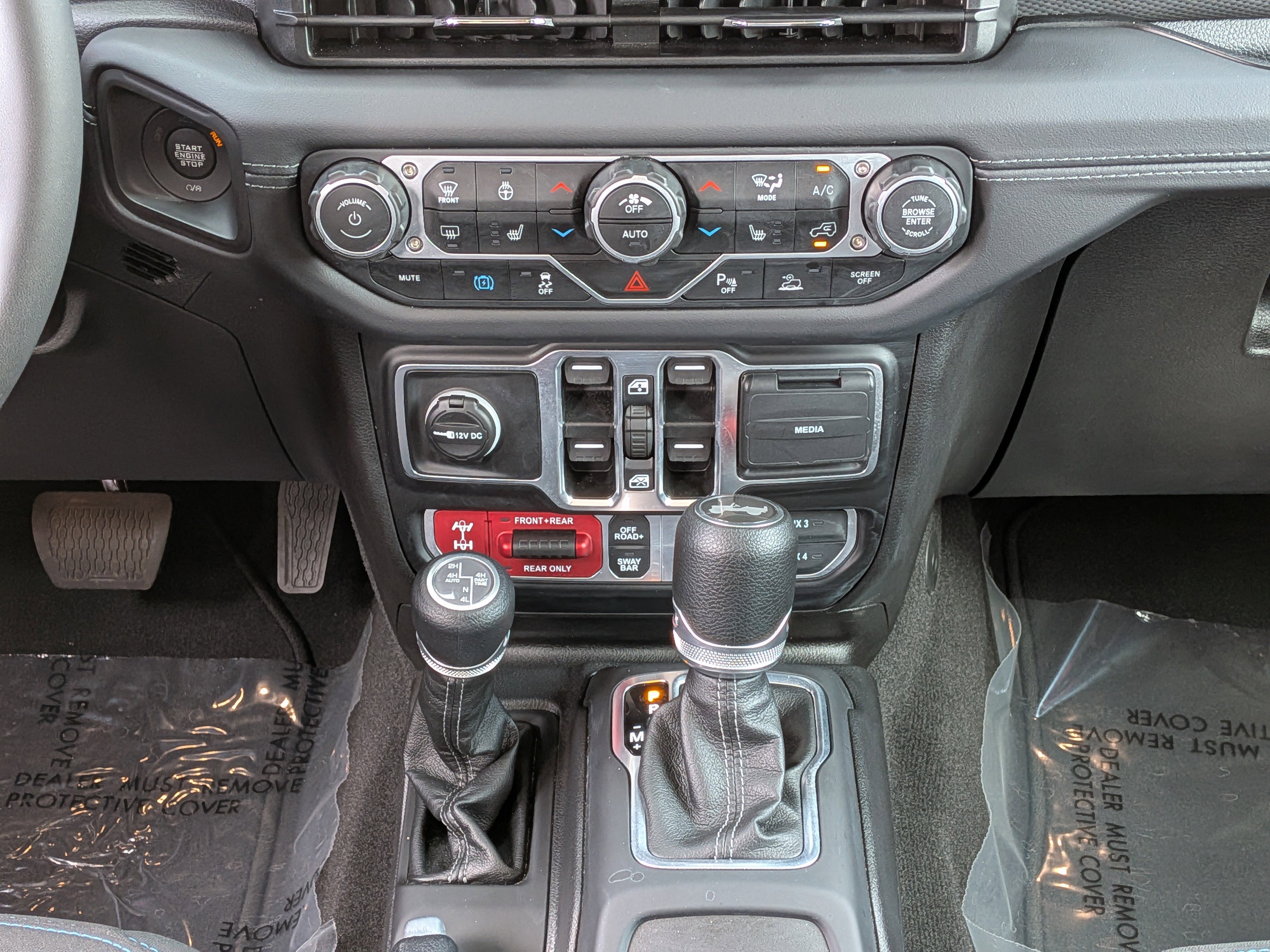 Used 2025 Jeep Wrangler Unlimited Rubicon 4xe w/ Safety Group image 21