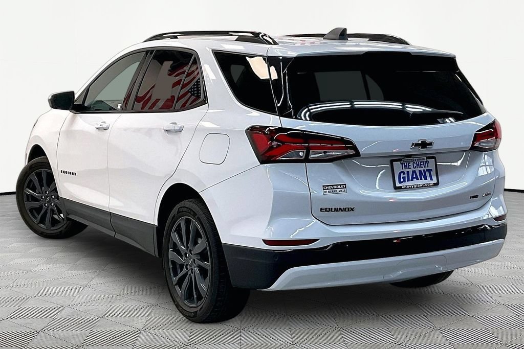 Used 2024 Chevrolet Equinox RS AWD/4WD image 4