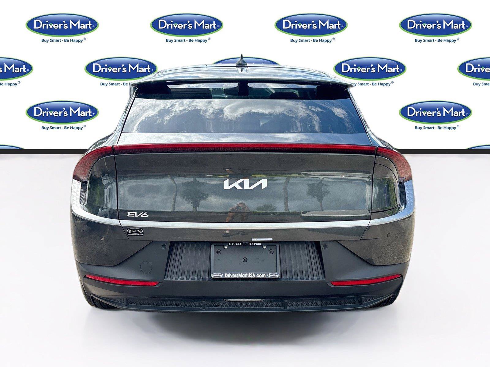 Used 2024 Kia EV6 Light RWD image 6