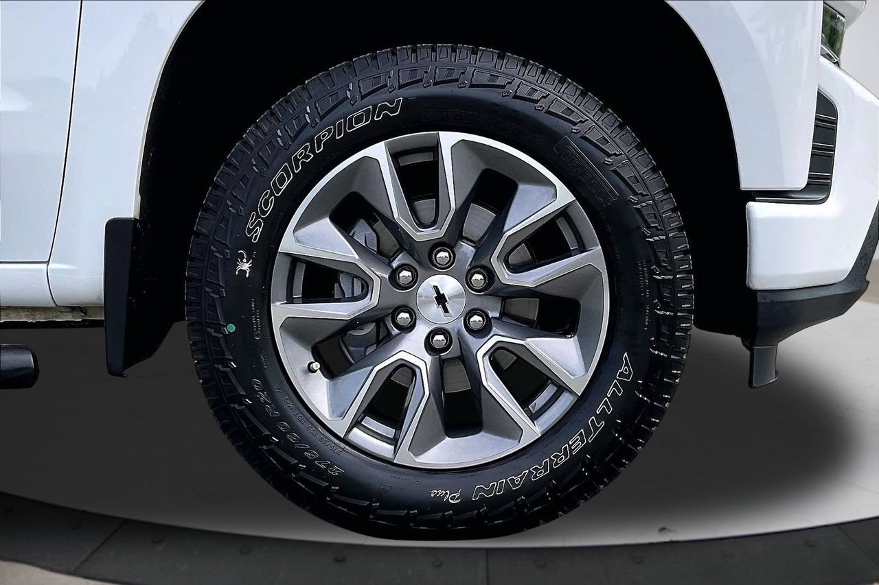 Used 2021 Chevrolet Silverado 1500 RST w/ Z71 Off-Road Package AWD/4WD image 34