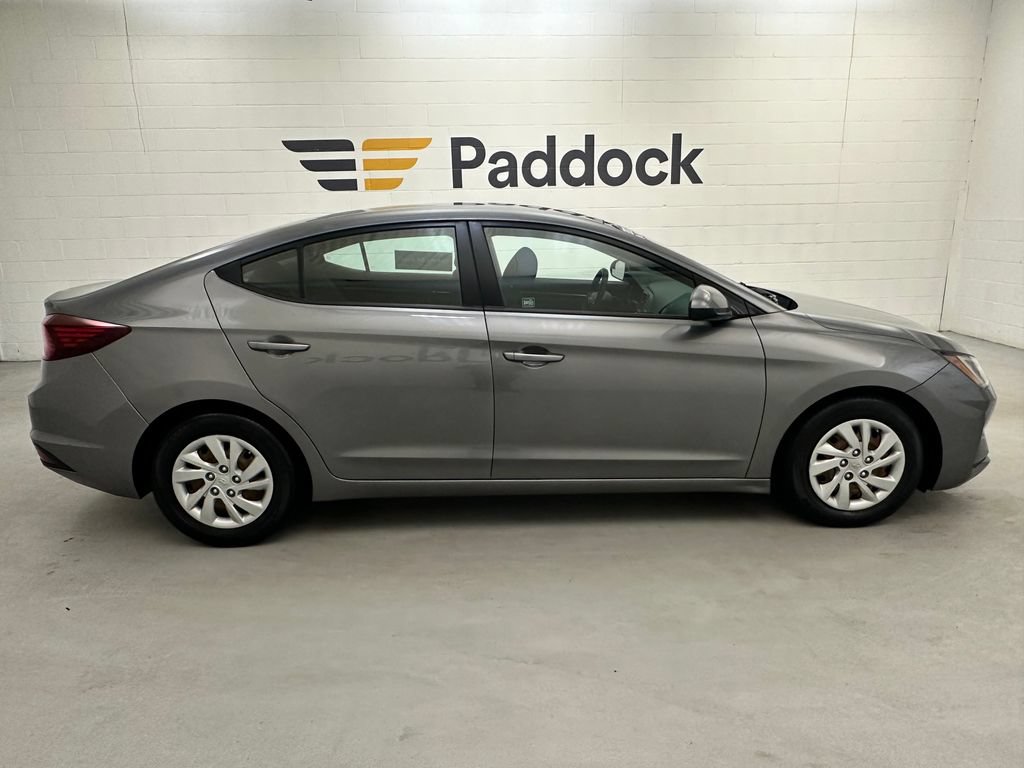 Used 2020 Hyundai Elantra SE w/ Cargo Package (C1) FWD image 7