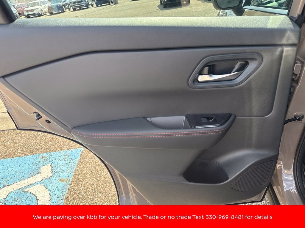 New 2027 Nissan Rogue SV w/ Rock Creek Premium Package AWD/4WD image 40