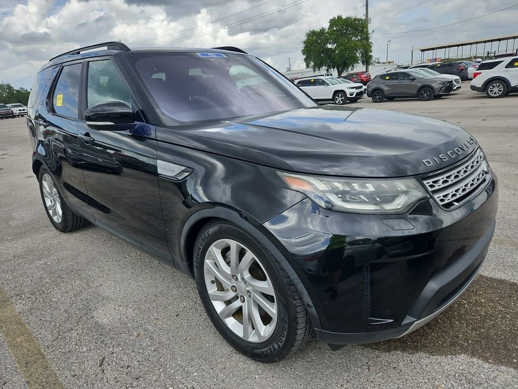 Used 2018 Land Rover Discovery HSE AWD/4WD image 4