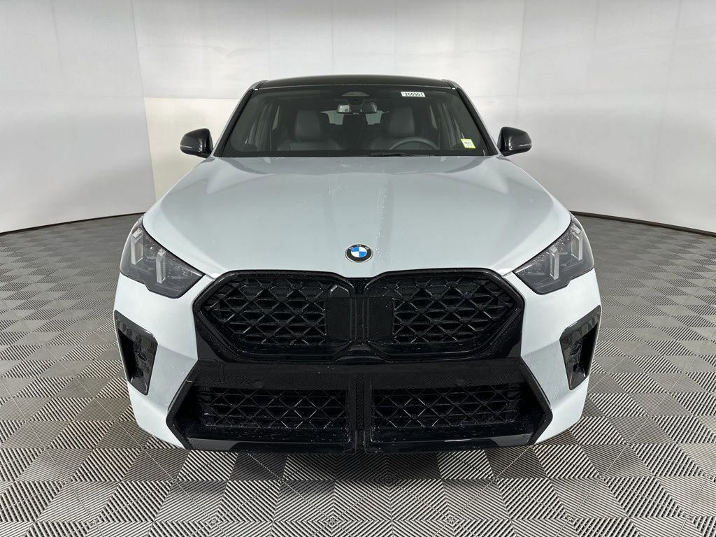 New 2026 BMW X2 xDrive28i w/ M Sport Package AWD/4WD image 3