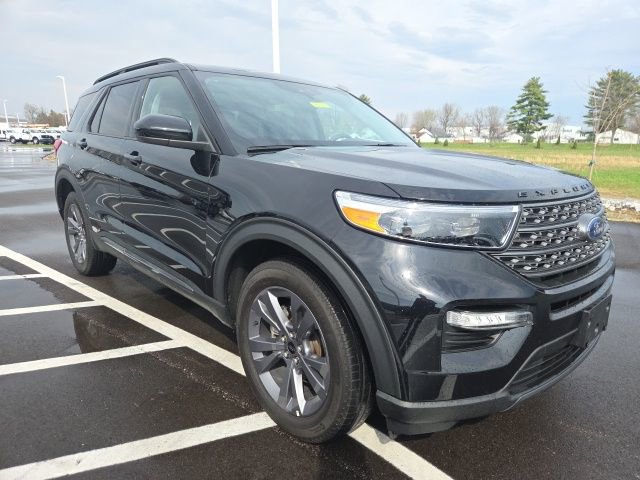 Certified 2023 Ford Explorer XLT w/ Equipment Group 202A