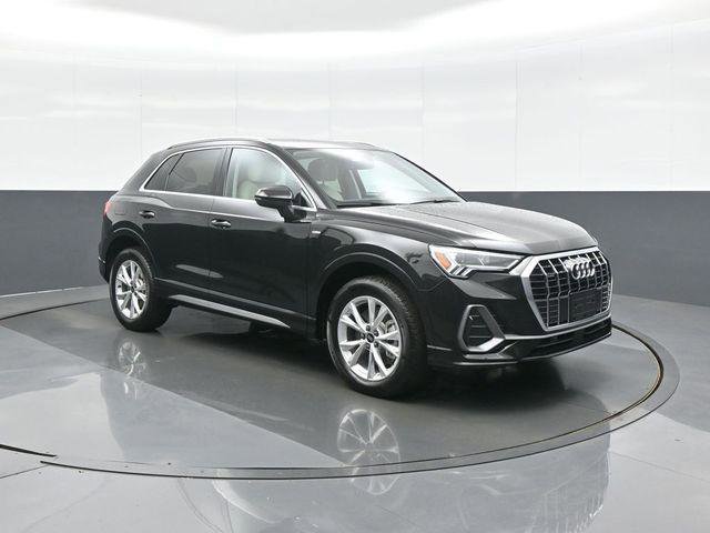 Certified 2025 Audi Q3 2.0T Premium w/ Convenience Package image 1
