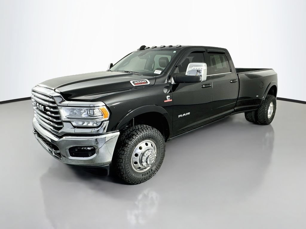 Used 2024 RAM 3500 Limited AWD/4WD image 3