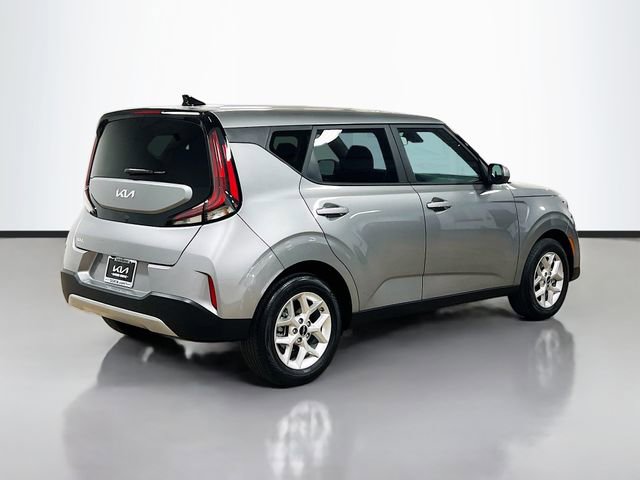 Certified 2025 Kia Soul LX image 7