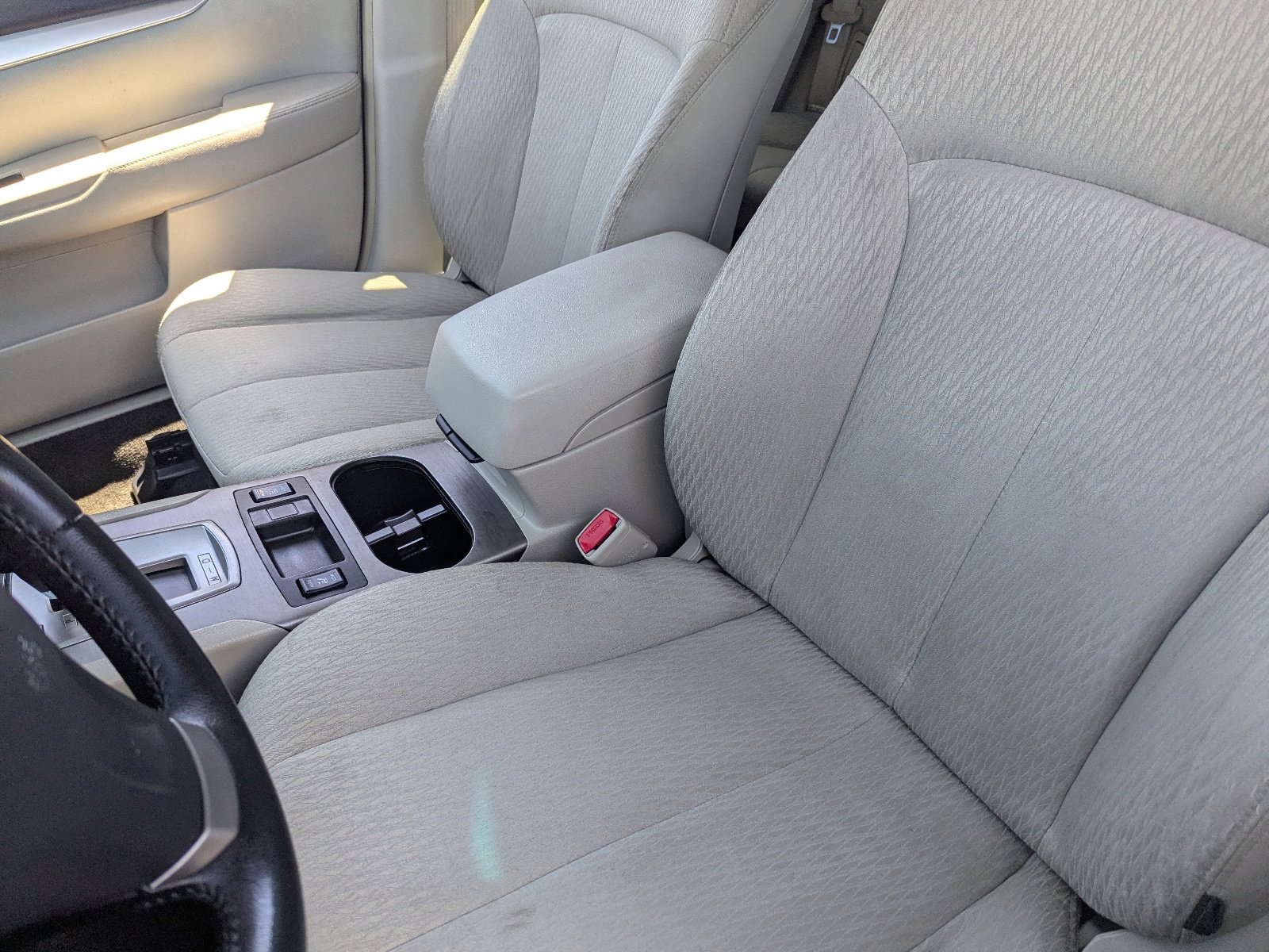 Used 2012 Subaru Outback 2.5i Premium AWD/4WD image 19