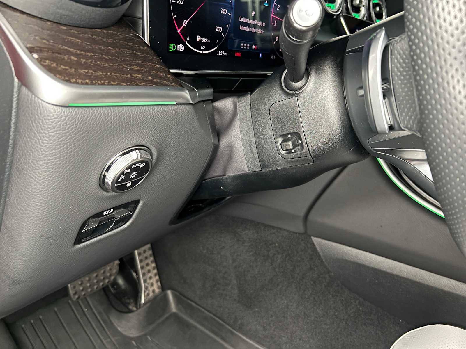 Certified 2025 Mercedes-Benz GLC 300 4MATIC image 24