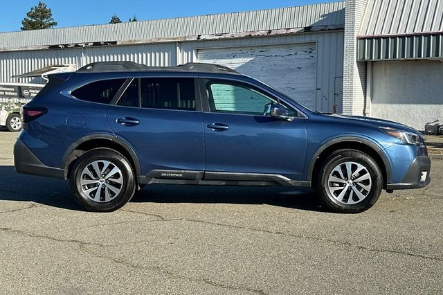 Used 2020 Subaru Outback Premium AWD/4WD image 3