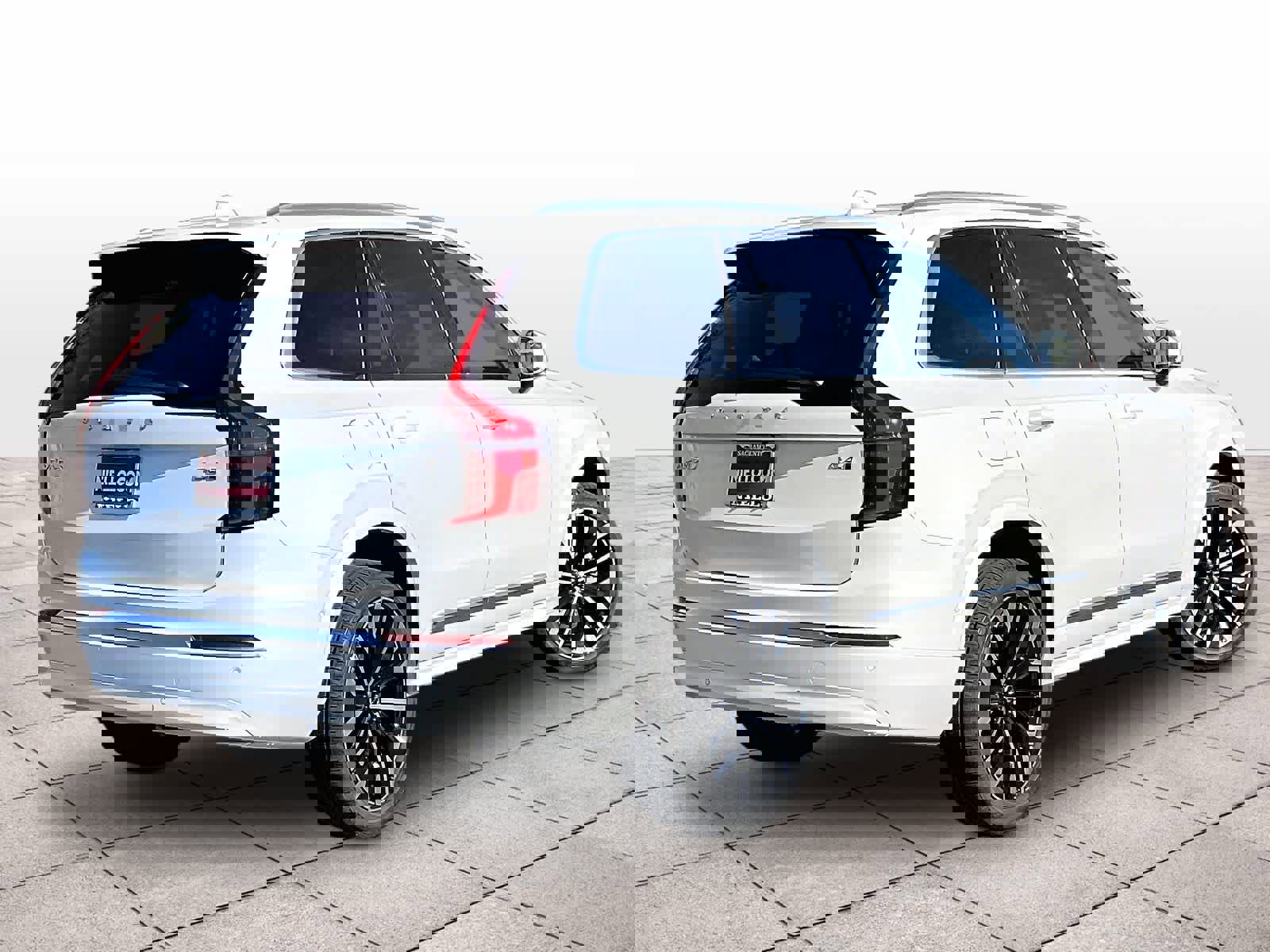New 2026 Volvo XC90 B6 Ultra w/ Protection Package image 4