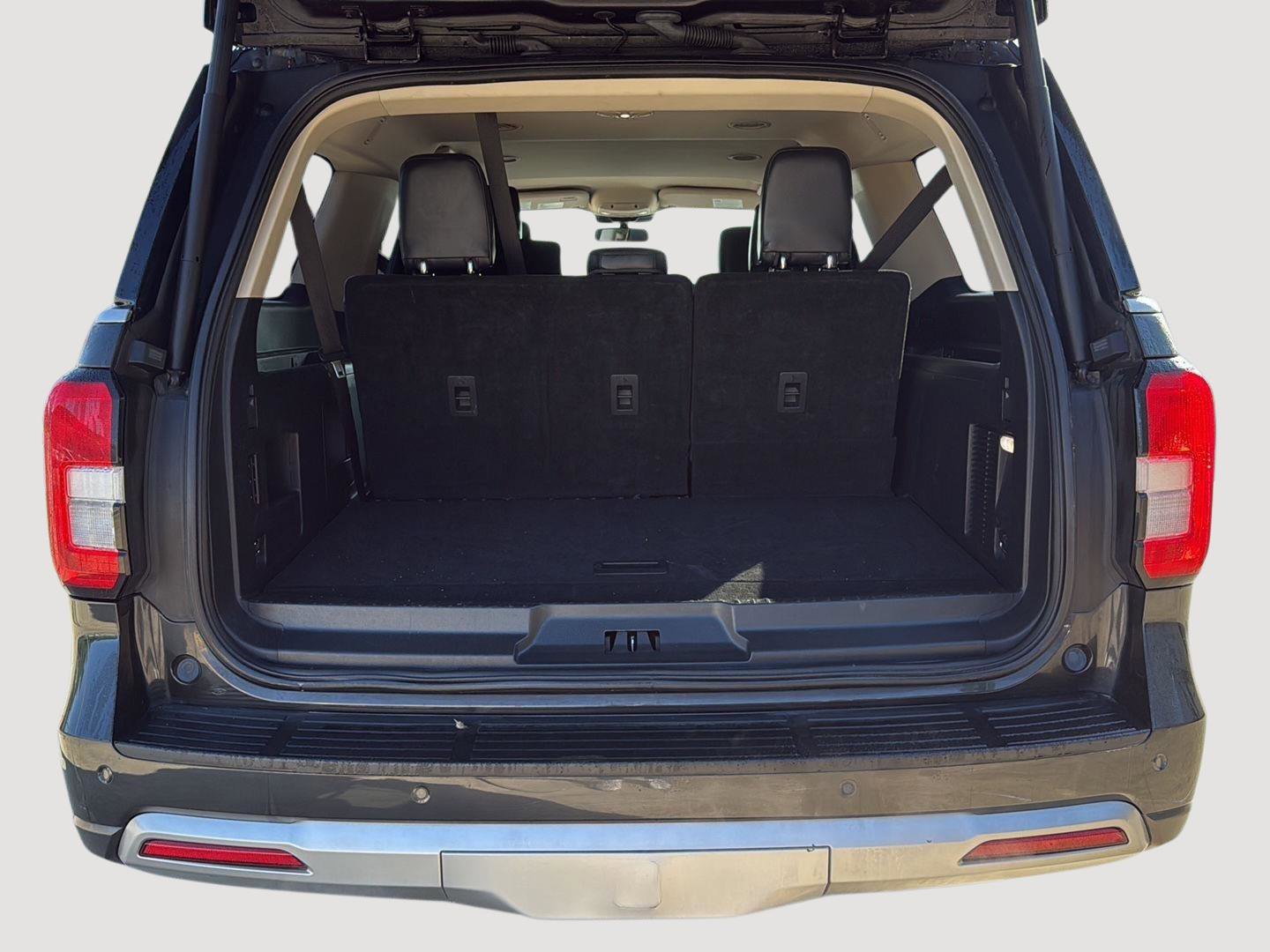 Used 2024 Ford Expedition Max XLT image 27